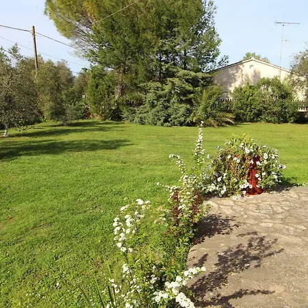Karoubis Lägenhet Kavallouri